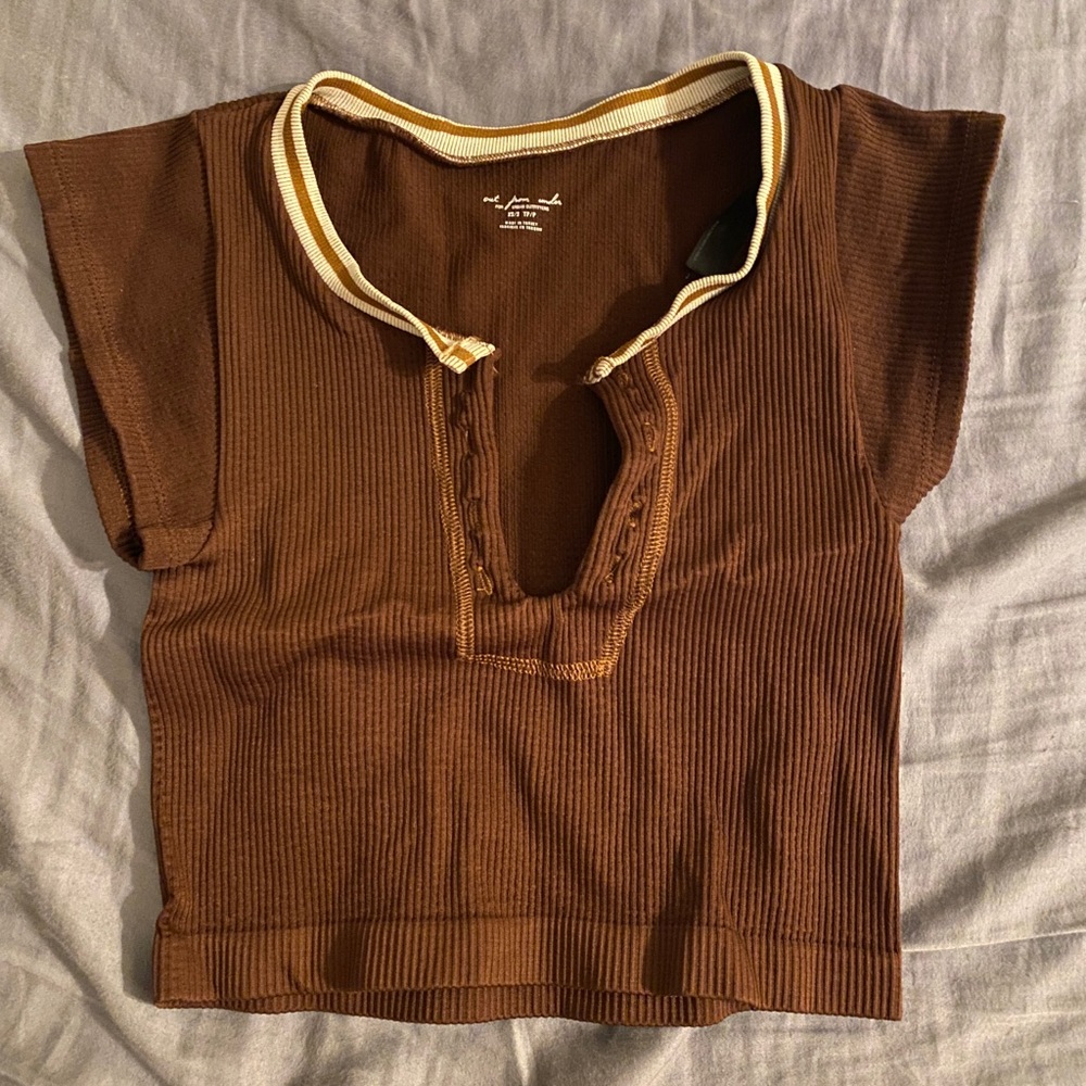 SOLD out from under go for gold top